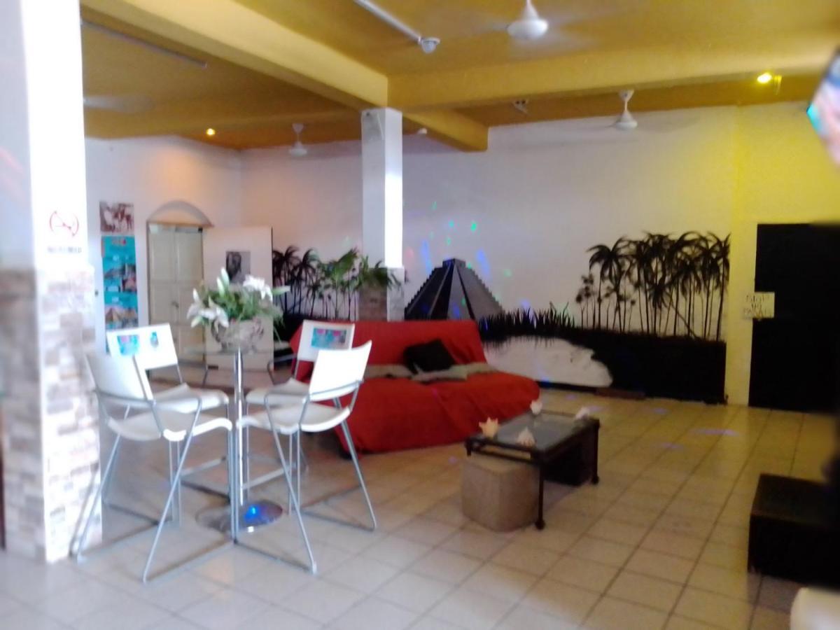 Hostal Hotel Ado 坎昆 外观 照片